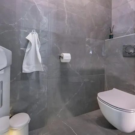 Carbona - Relax, Sissi Apartment Heviz